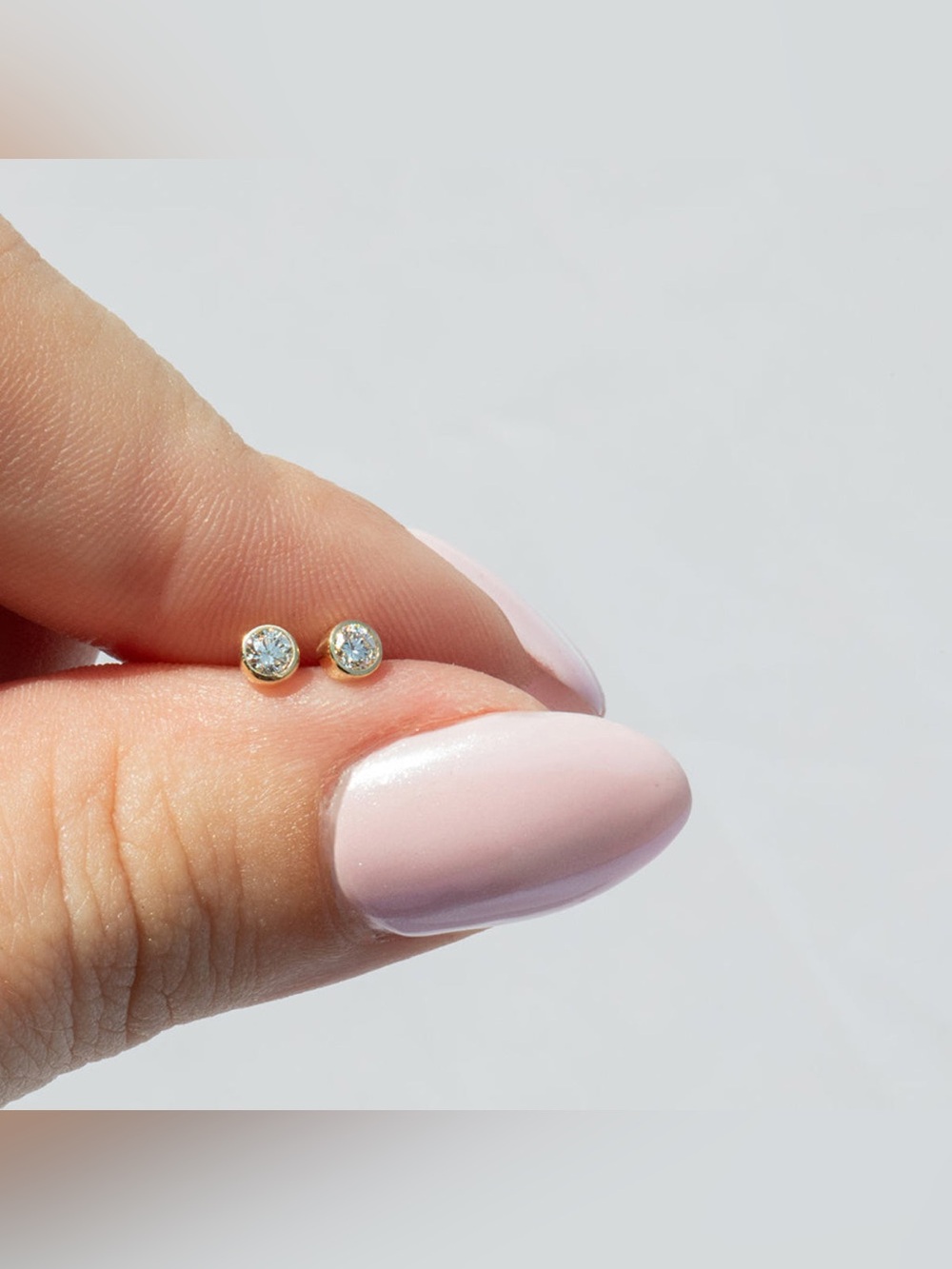 Maya Brenner Diamond Stud Earrings Pair in Gold - Picture 3 of 6